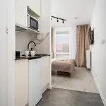 L27 Apartment 3*