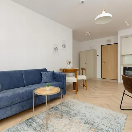 L27 3* ワルシャワ