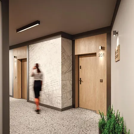 L27 3* ワルシャワ